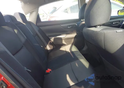 2016 Nissan Altima 2.5 Sr из США, поврежденный, VIN 1N4AL3AP3GC161353